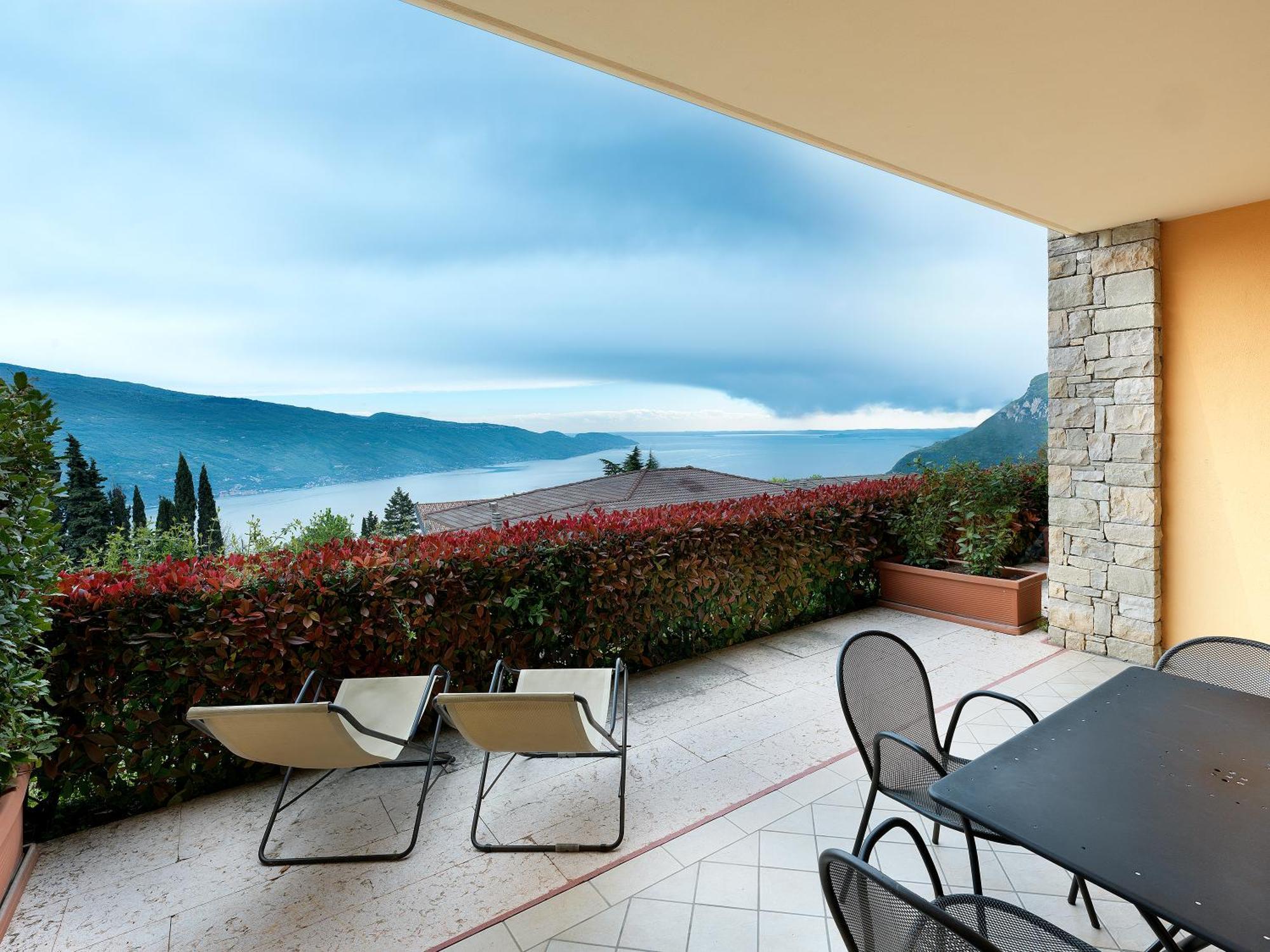 Residence Besass, Gtsgroup Tignale Exterior photo
